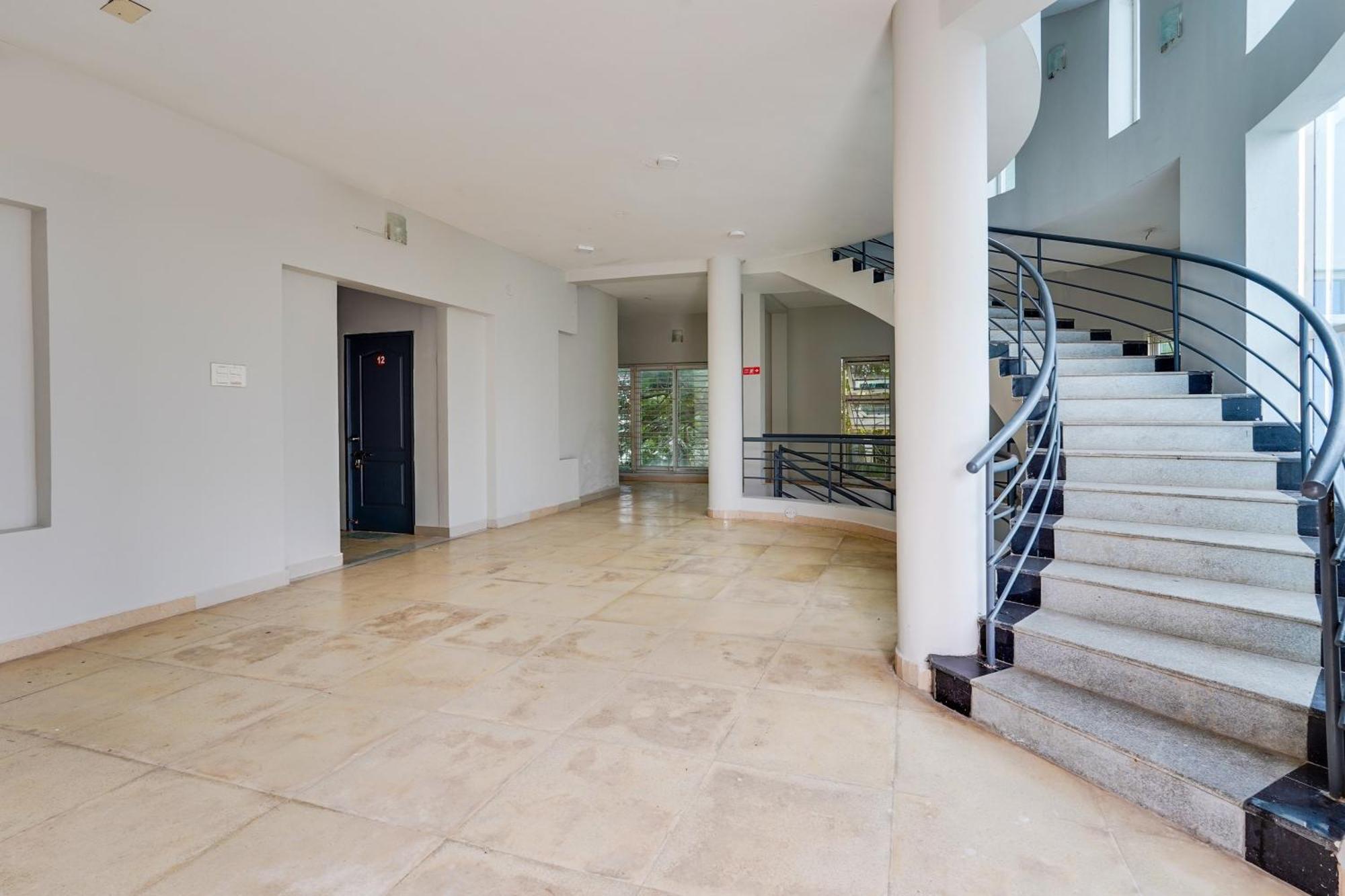 Super O Ecr Near Nemmeli Formerly Gvs Homes 4*