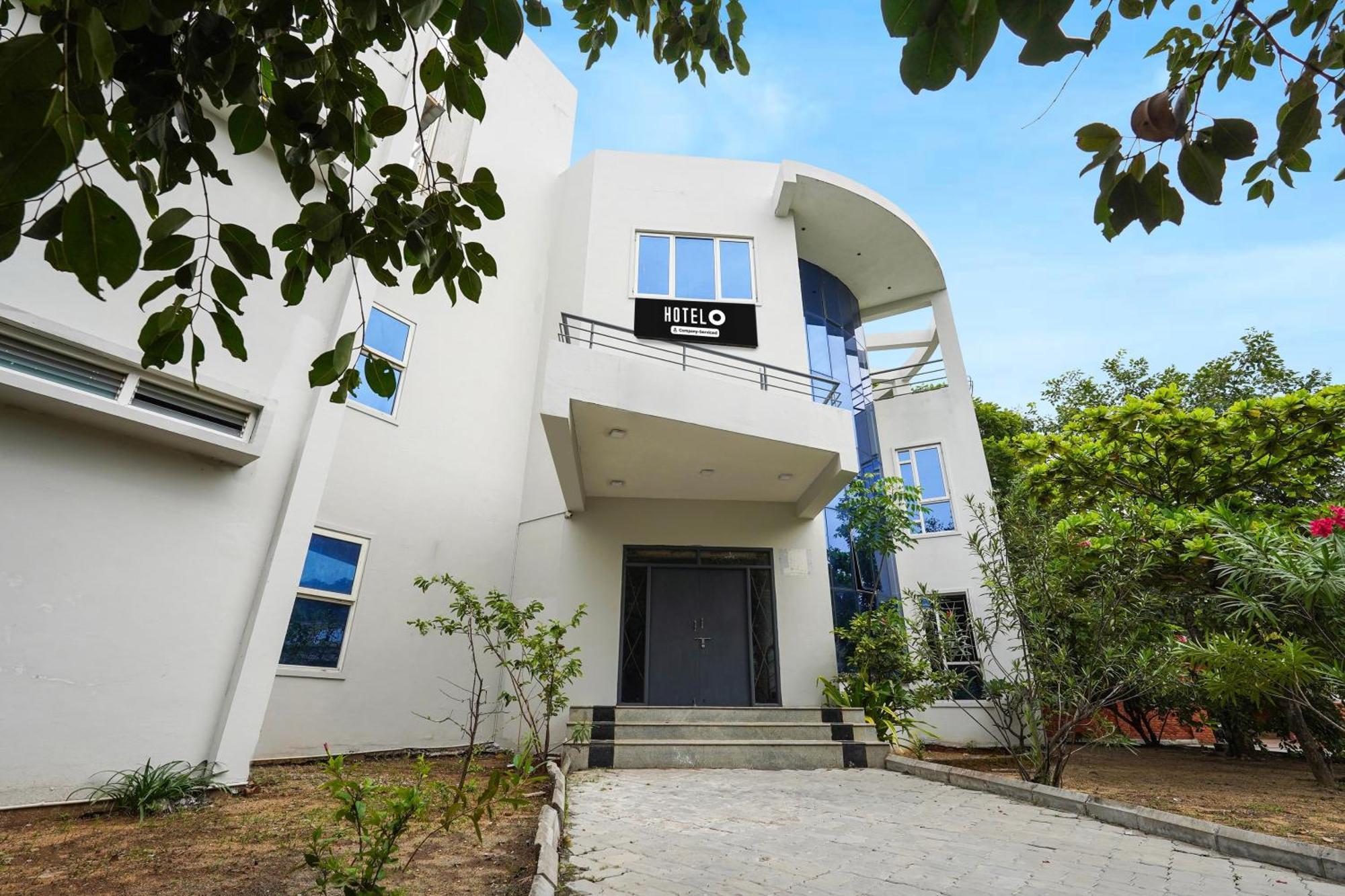 Hotel Super O Ecr Near Nemmeli Formerly Gvs Homes Chennai